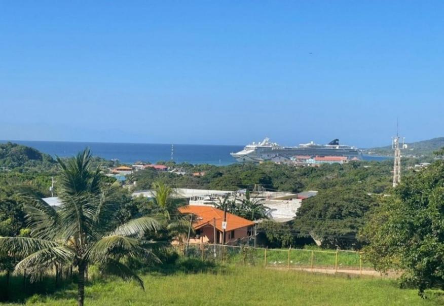 B Aparts Hotel Coxen Hole ภายนอก รูปภาพ